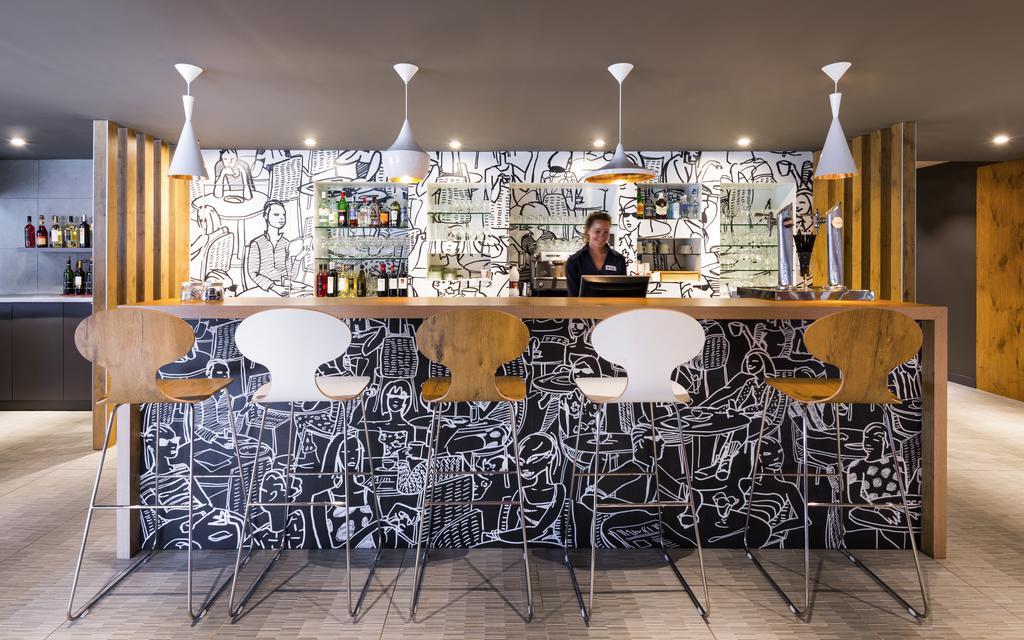 Ibis Bilbao Barakaldo Hotel Bagian luar foto