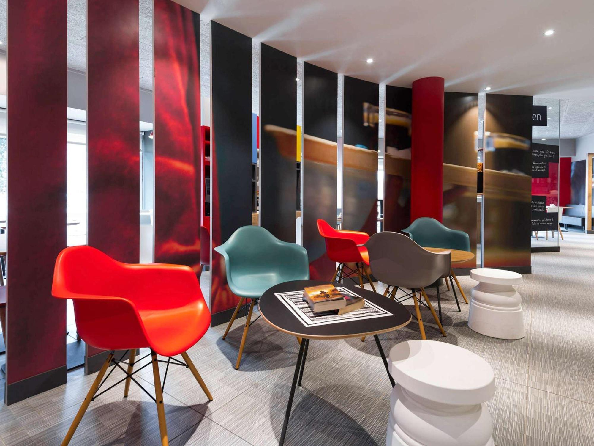 Ibis Bilbao Barakaldo Hotel Bagian luar foto