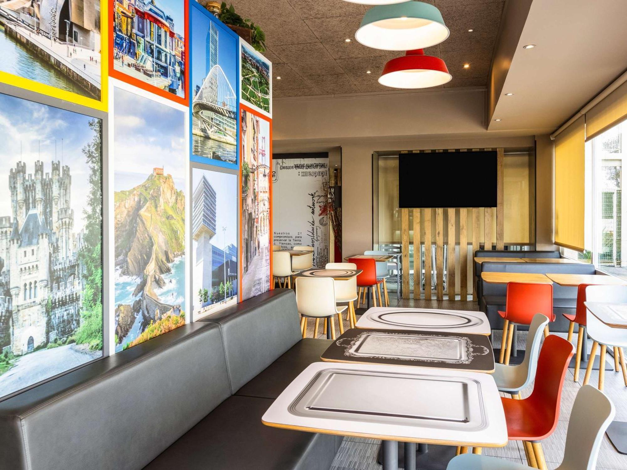 Ibis Bilbao Barakaldo Hotel Bagian luar foto