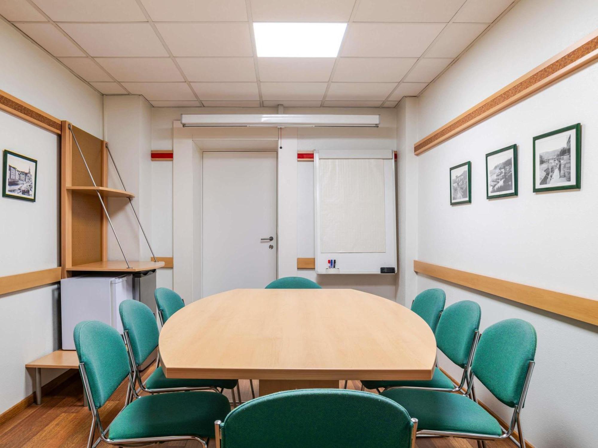 Ibis Bilbao Barakaldo Hotel Bagian luar foto