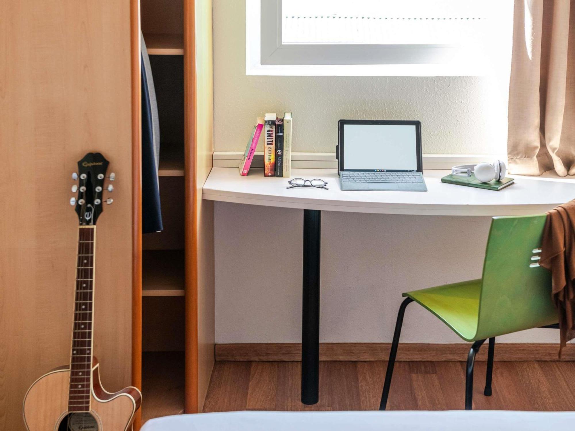 Ibis Bilbao Barakaldo Hotel Bagian luar foto