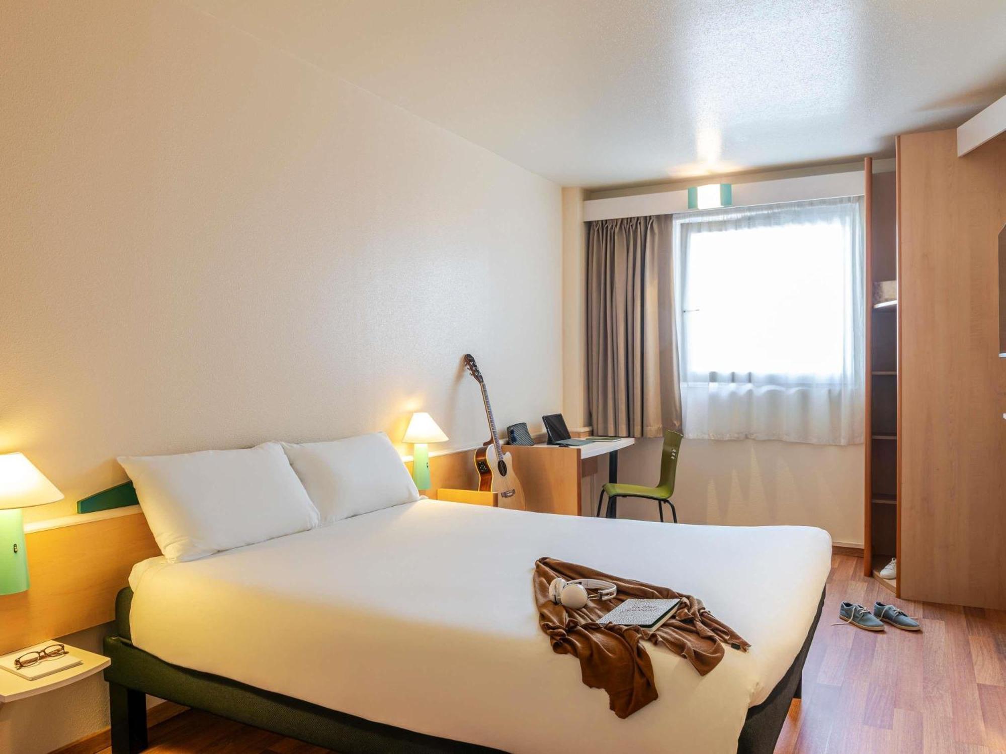 Ibis Bilbao Barakaldo Hotel Bagian luar foto