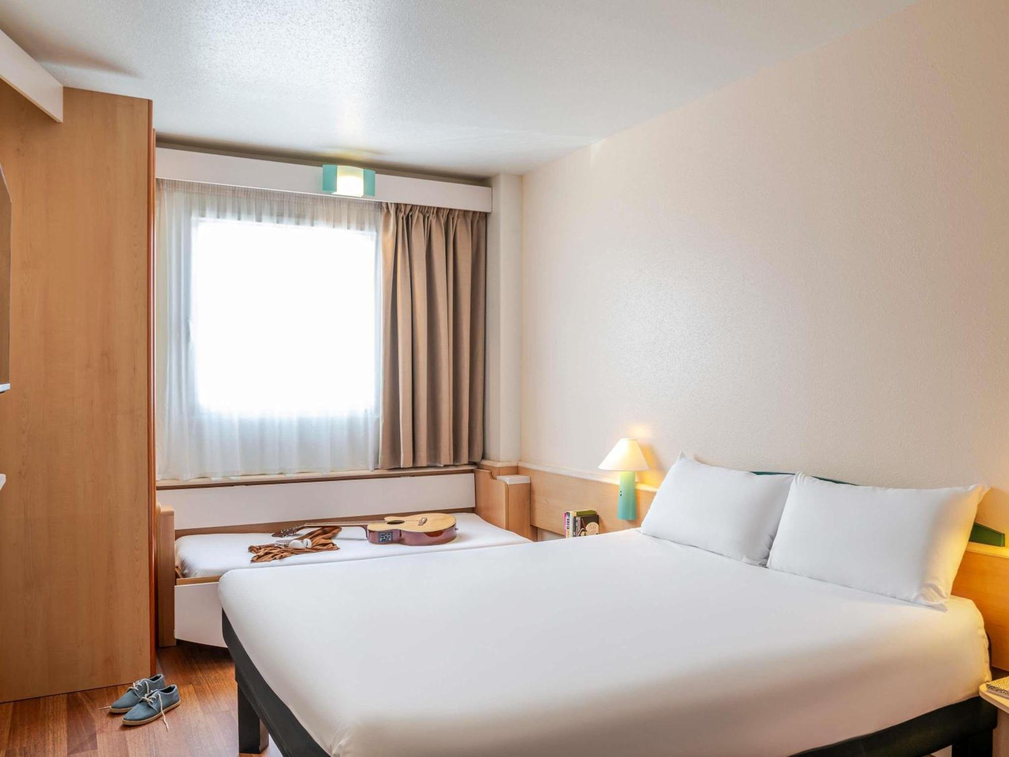 Ibis Bilbao Barakaldo Hotel Bagian luar foto