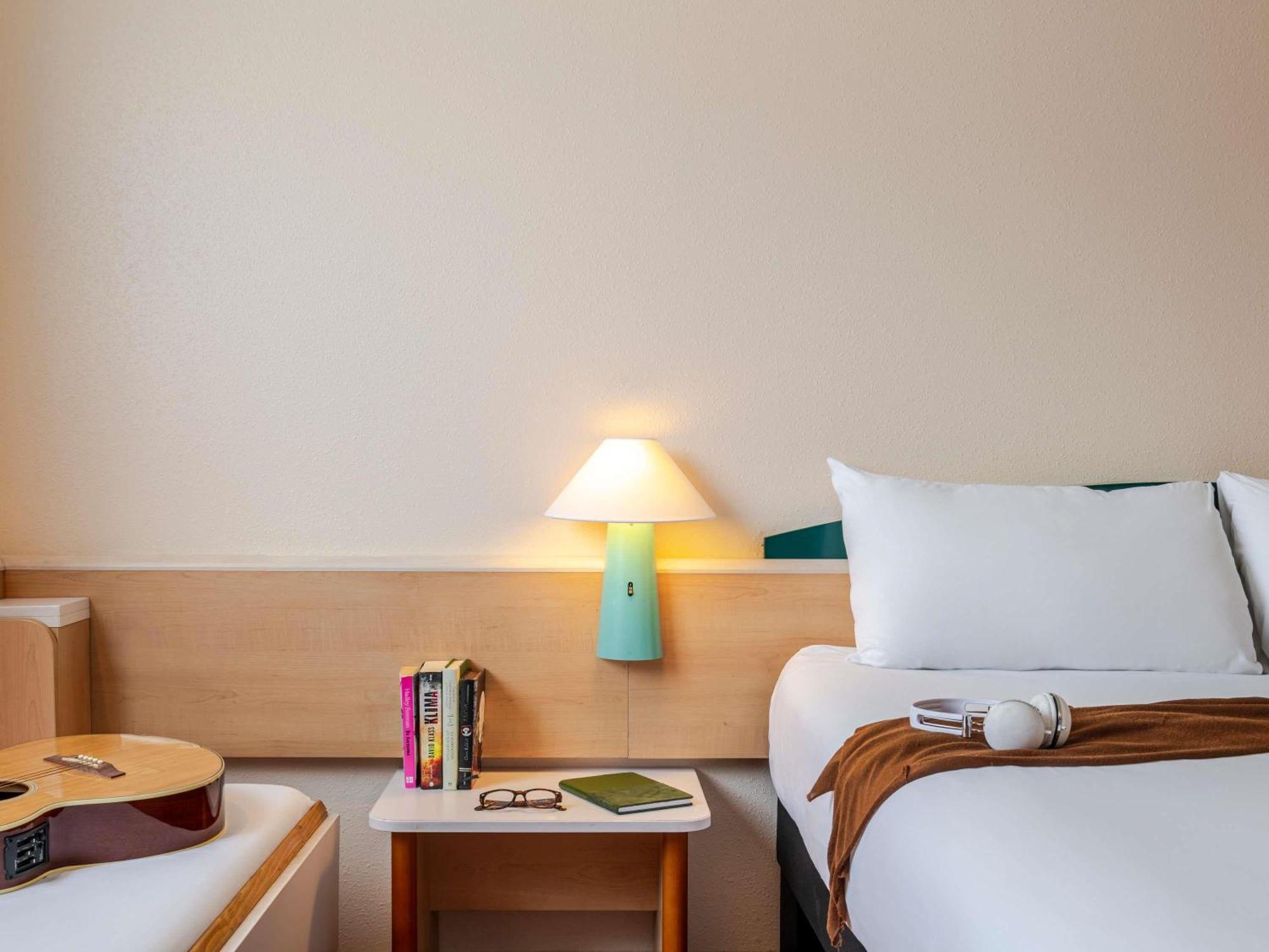 Ibis Bilbao Barakaldo Hotel Bagian luar foto